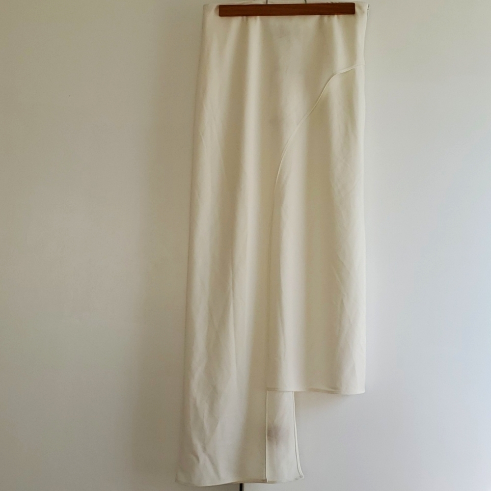 NWT!  En Saison asymmetrical midi skirt